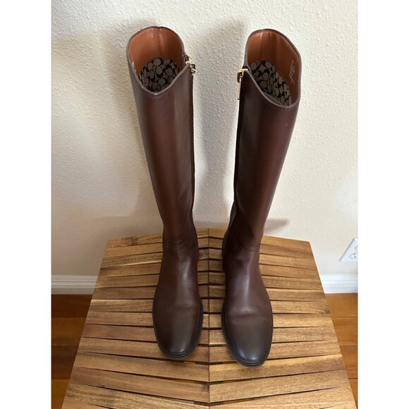 Coach Fynn Leather Boot – Chocolate Brown - Picture 1 of 10